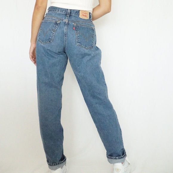 Levi's Vintage 550 High Waisted Denim - Picture 3 of 4